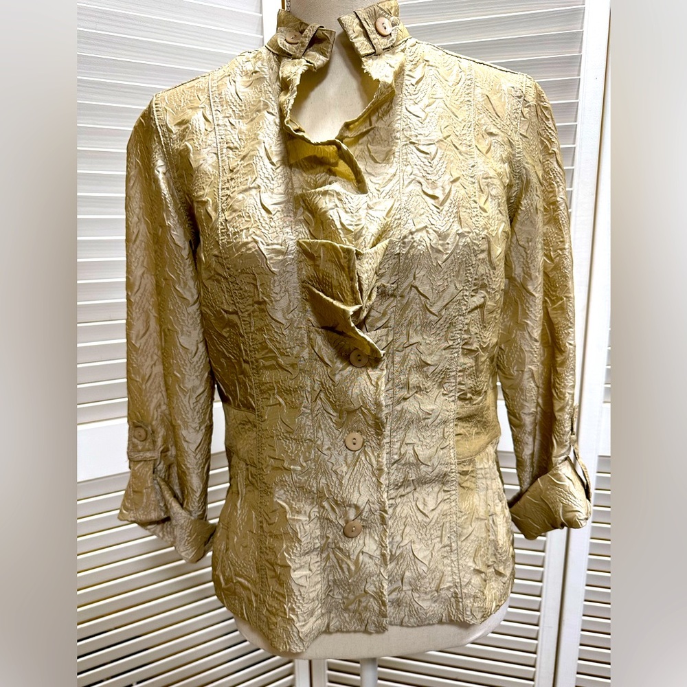 Chico’s Size 0 (small) Gold Jacket